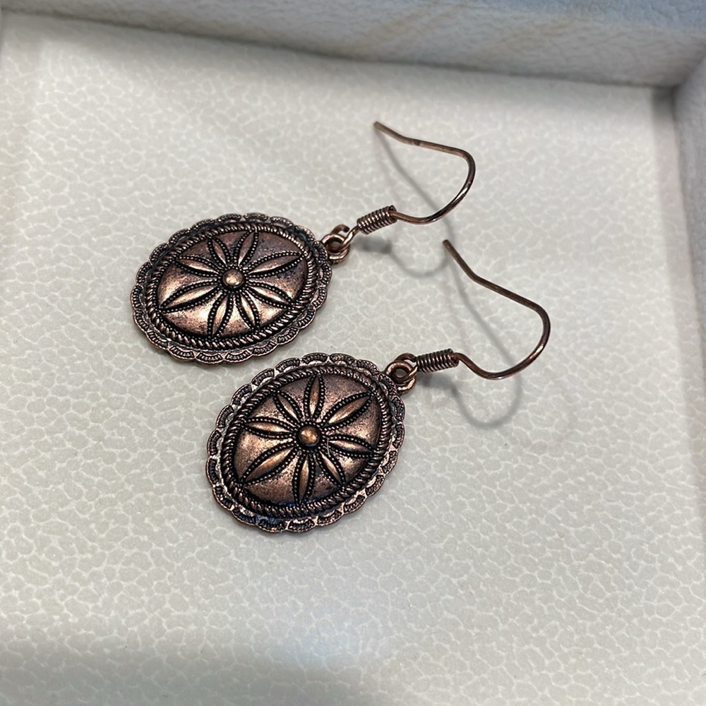 ✨Copper-Toned Dangle Earrings